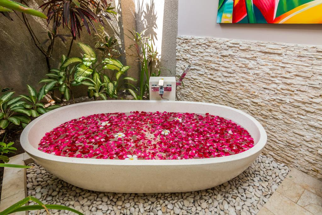 Essence * Seminyak