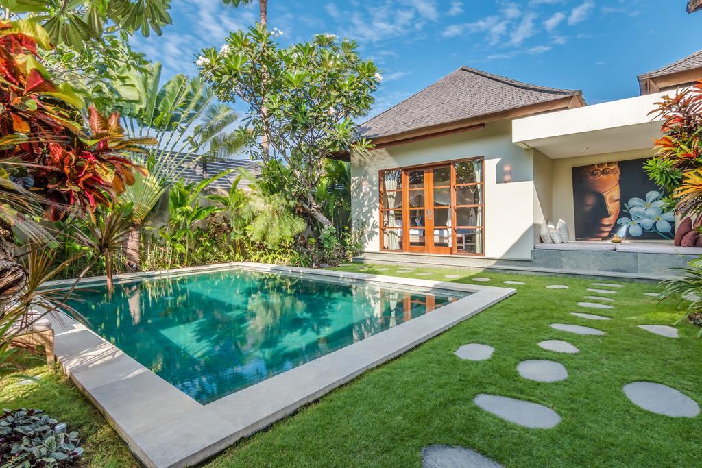 Essence * Seminyak